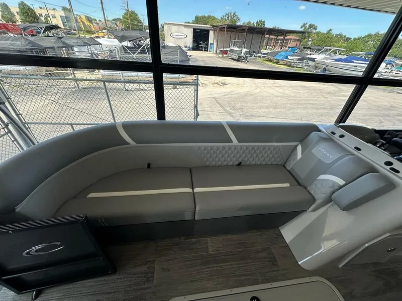 Slide: The Image of Crest Classic DLX 240 SLC CPT 2024 - 4