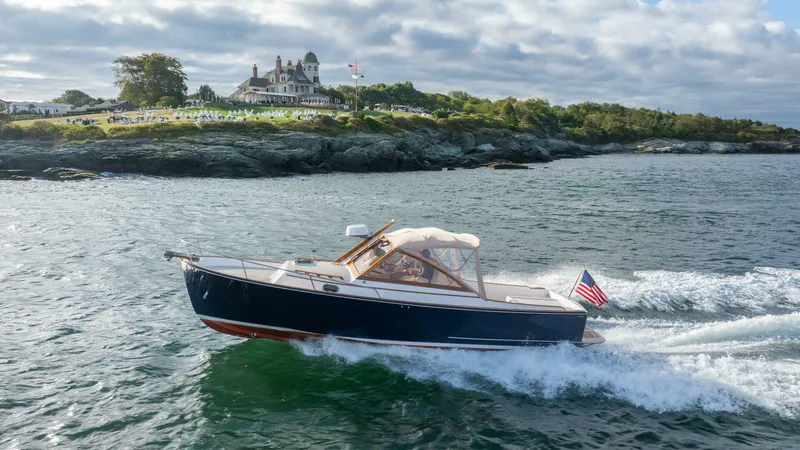 Slide: The Image of CH Marine Shelter Island Nomad 2020 - 29