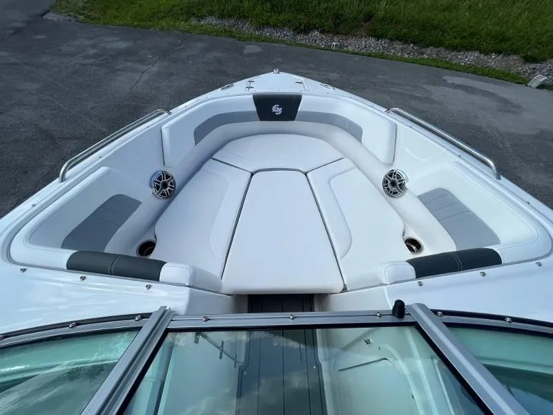 Slide: The Image of Chaparral 23 Surf 2023 - 18