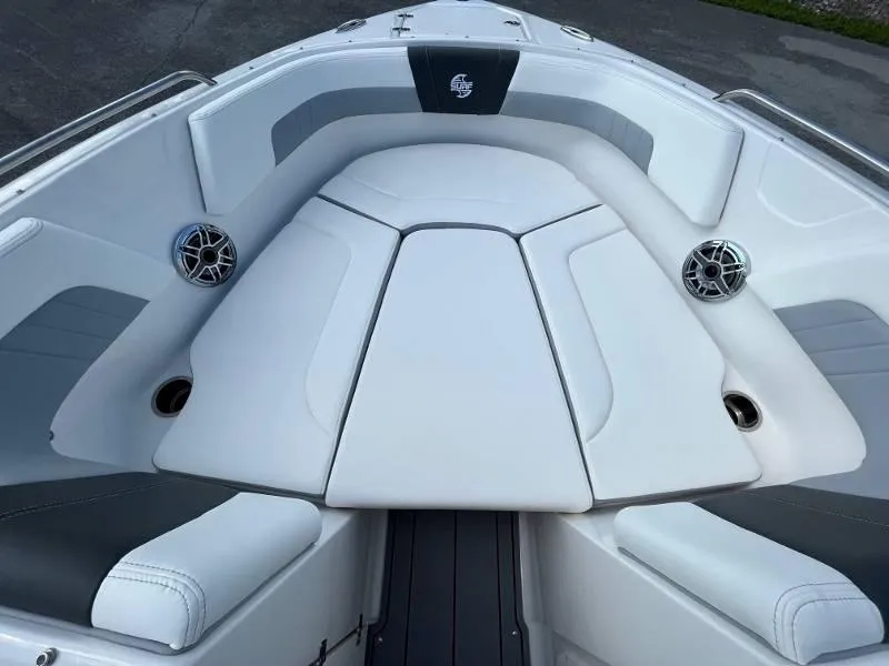 Slide: The Image of Chaparral 23 Surf 2023 - 19