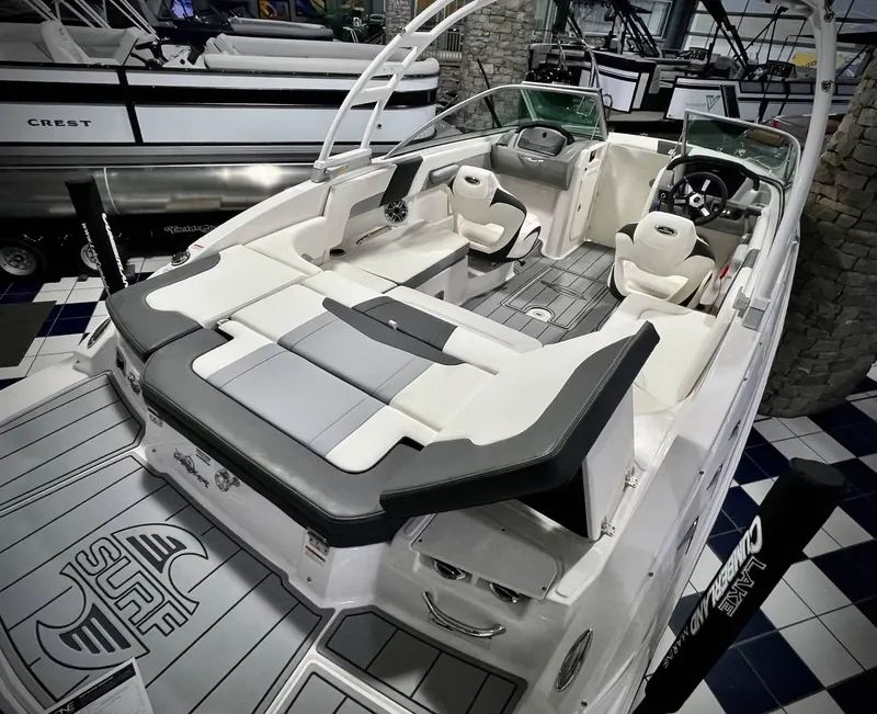 Slide: The Image of Chaparral 23 Surf 2023 - 26