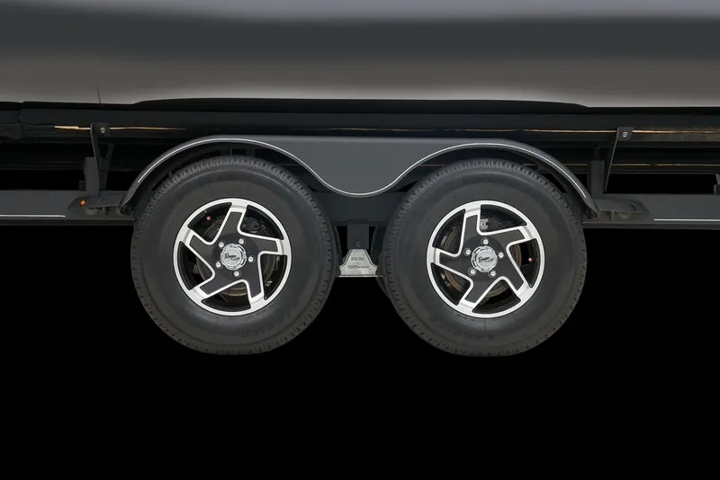 Slide: The Image of Ranger Reata 220F 2024 - 60