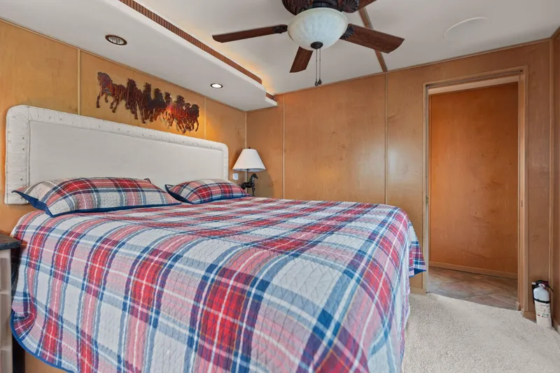 Slide: The Image of Stardust Cruisers 18 x 100 HOUSEBOAT 2001 - 57