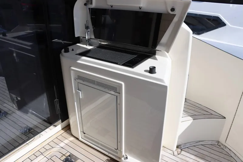 Slide: The Image of Marquis 420 Sport Bridge 2014 - 11