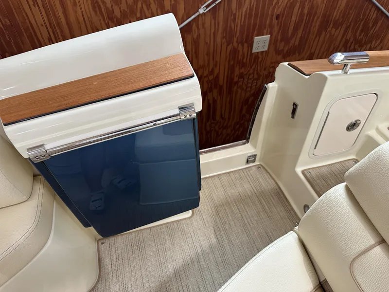 Slide: The Image of Chris-Craft Launch 25 GT 2024 - 16