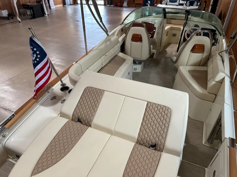 Slide: The Image of Chris-Craft Launch 25 GT 2024 - 4