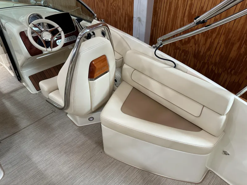 Slide: The Image of Chris-Craft Launch 25 GT 2024 - 7