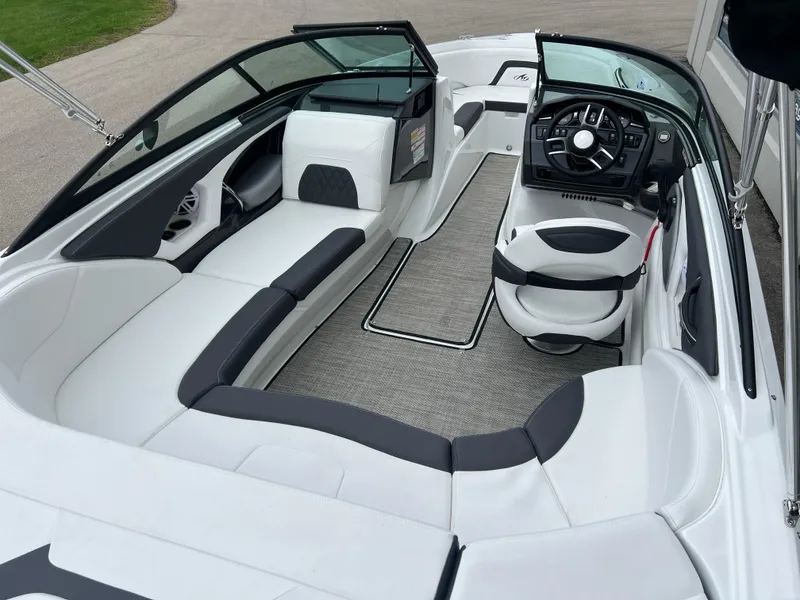 Slide: The Image of Monterey 224FS 2023 - 5