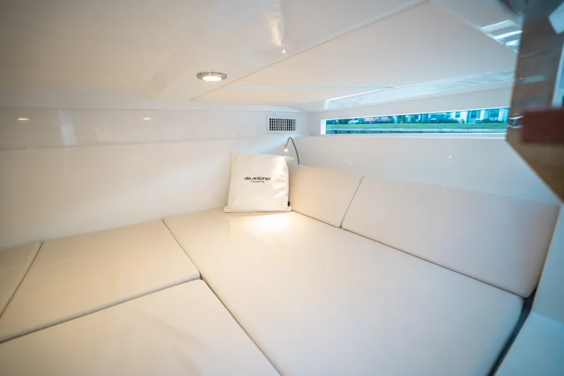 Slide: The Image of De Antonio D32 OPEN 2025 - 50