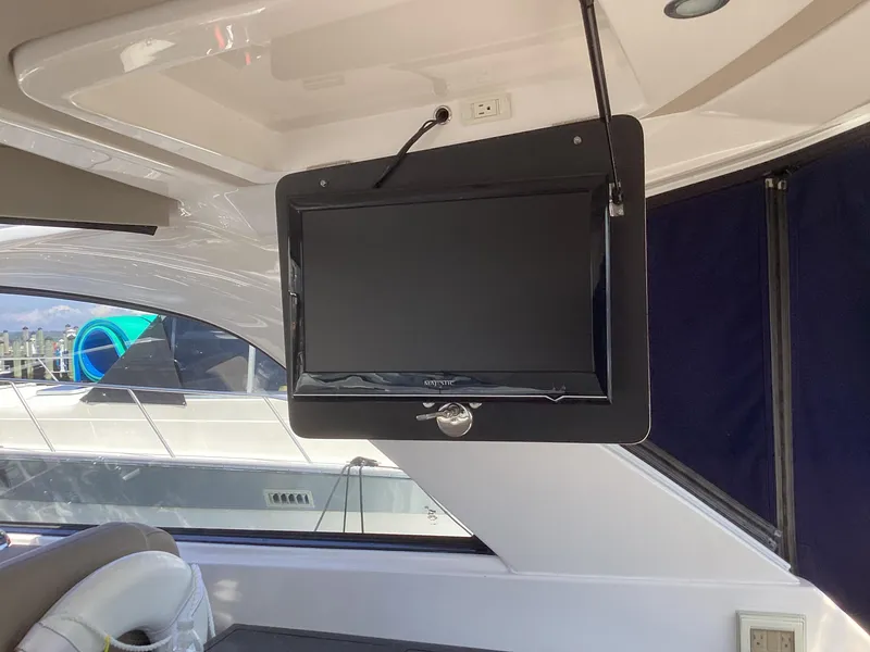 Slide: The Image of Regal 350 SPORT COUPE 2014 - 19