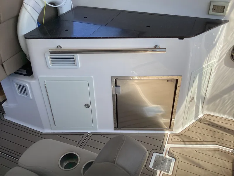 Slide: The Image of Regal 350 SPORT COUPE 2014 - 5