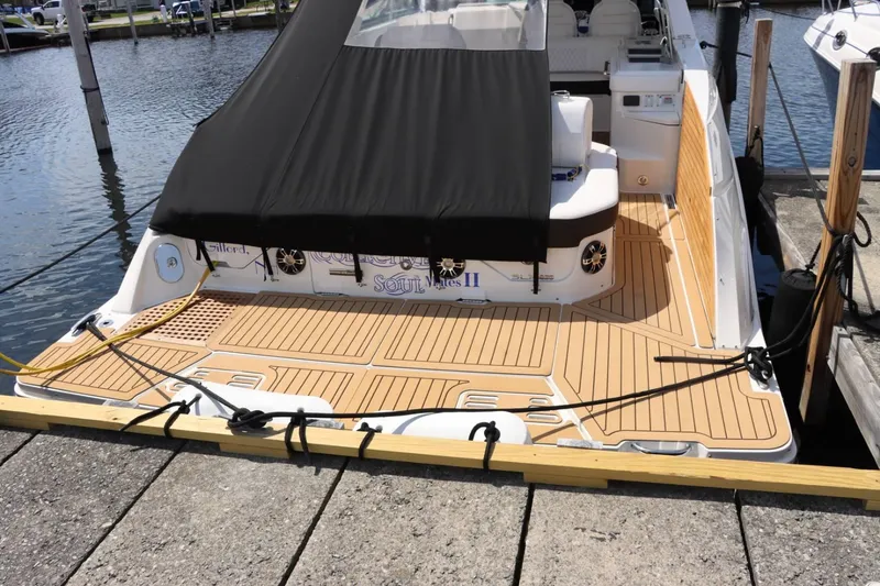 Slide: The Image of Sea Ray SLX 400 2020 - 6