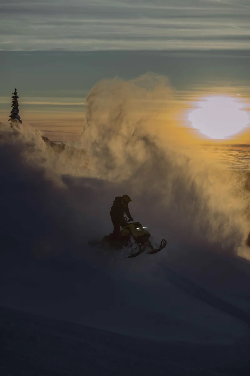 Slide: The Image of Ski-Doo FREERIDE 146 850 ETEC TURBO R 2025 - 3