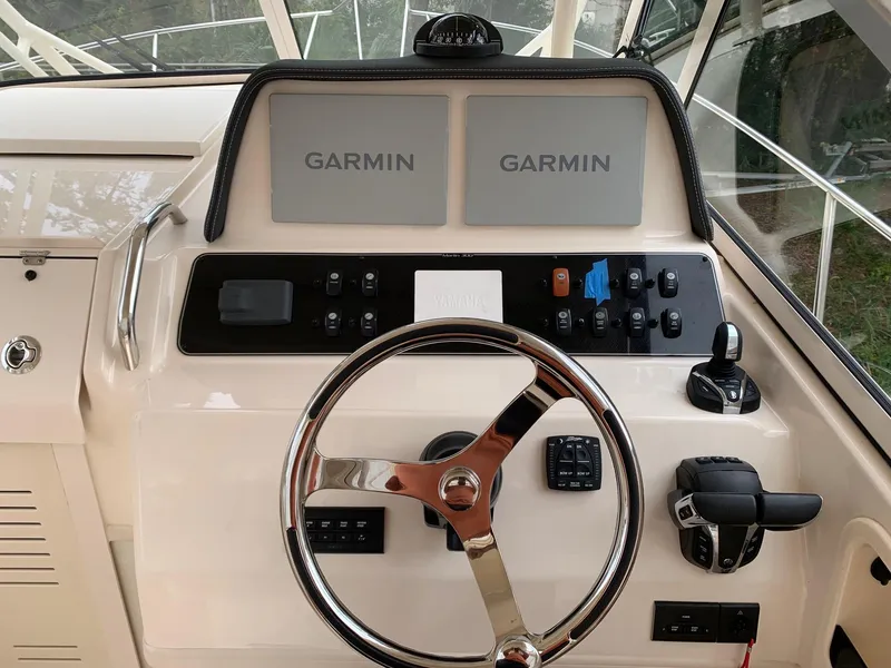 Slide: The Image of Grady-White Marlin 300 2023 - 25