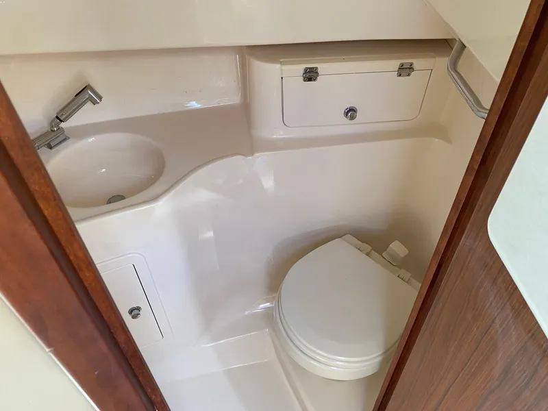 Slide: The Image of Grady-White Marlin 300 2023 - 30