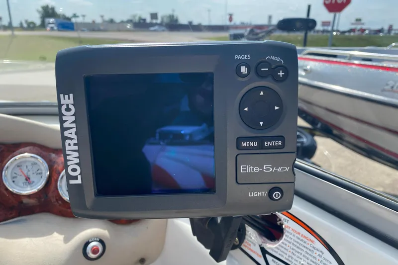 Slide: The Image of Tahoe Q5i 2014 - 12