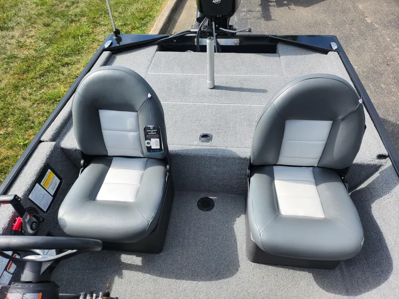 Slide: The Image of 2022 Tracker Bass Tracker Classic XL boat interior with two gray seats. - 19