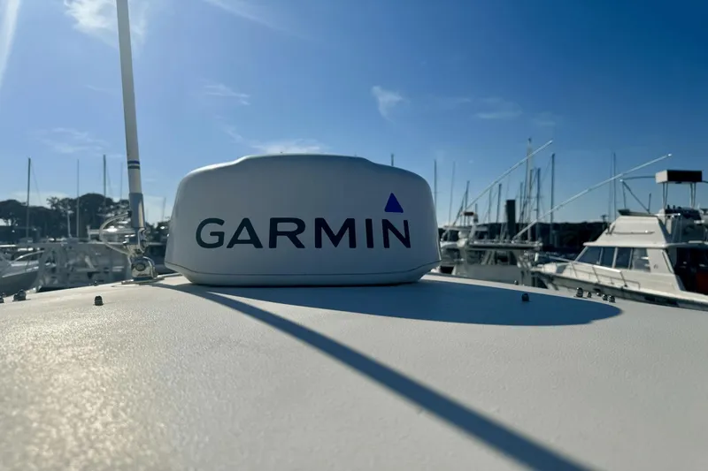 Slide: The Image of Grady-White Fisherman 236 2020 - 13