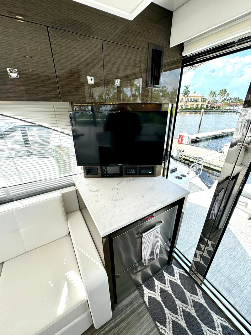 Slide: The Image of Salon Entertainment - TV  - 17