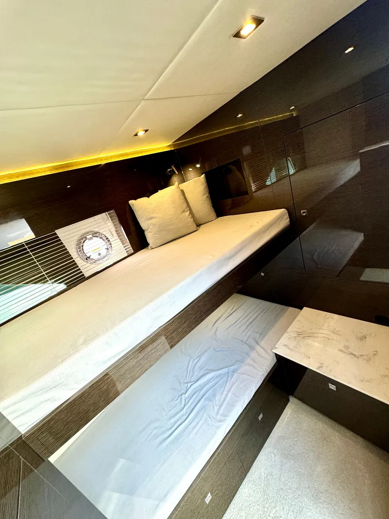 Slide: The Image of Guest StateRoom - (2) Bunks  - 40