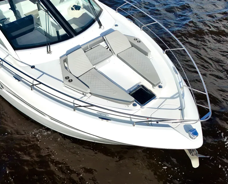 Slide: The Image of Bow Seating - Loungers - 48