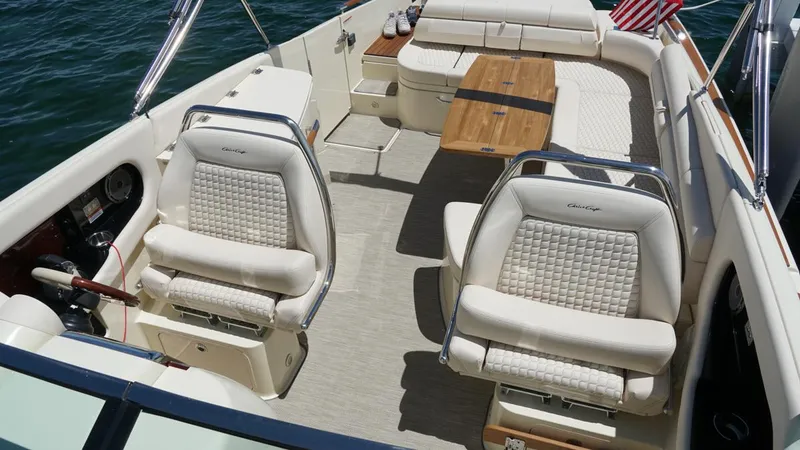 Slide: The Image of Chris-Craft 35 Launch GT 2021 - 17