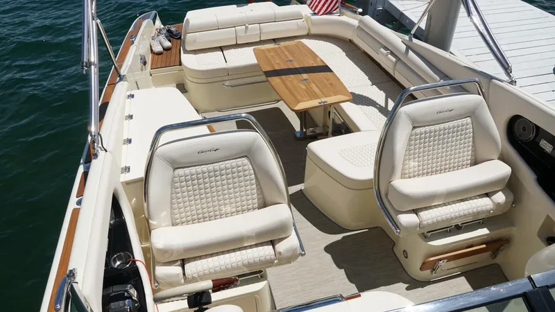 Slide: The Image of Chris-Craft 35 Launch GT 2021 - 18