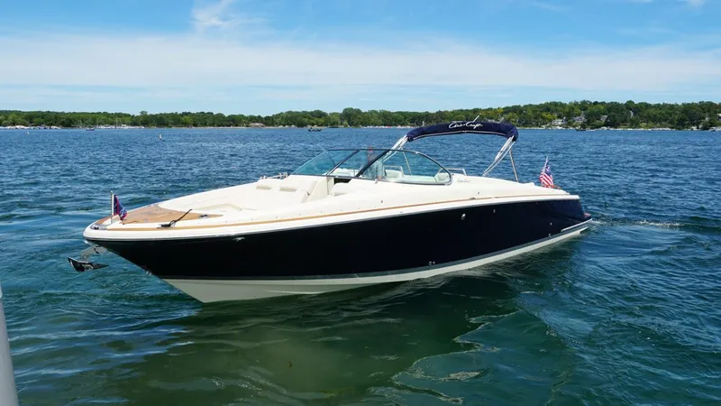 Slide: The Image of Chris-Craft 35 Launch GT 2021 - 6