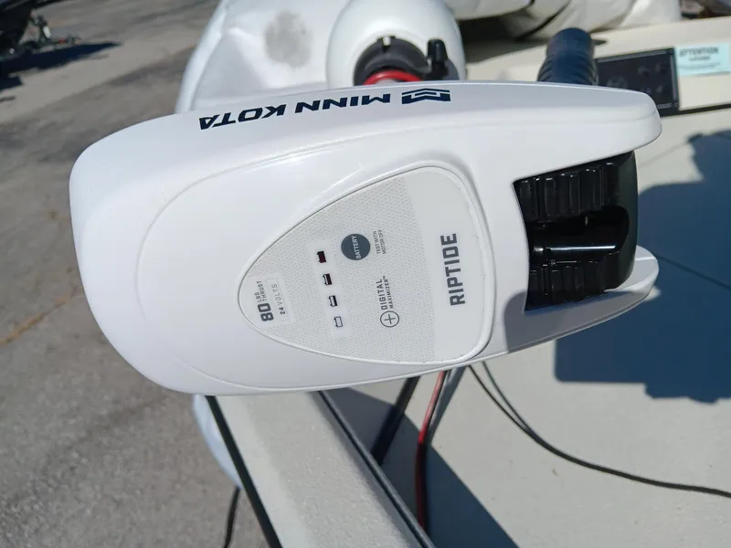 Slide: The Image of Minn Kota Riptide motor on 2024 Ranger RB200 boat. - 5