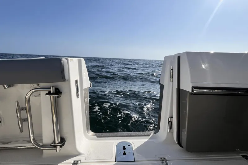 Slide: The Image of Boston Whaler 360 Outrage 2025 - 13