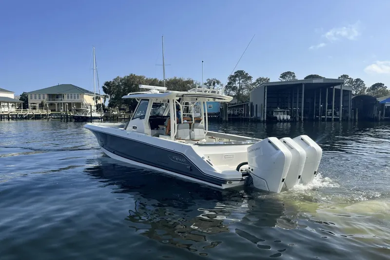 Slide: The Image of Boston Whaler 360 Outrage 2025 - 4