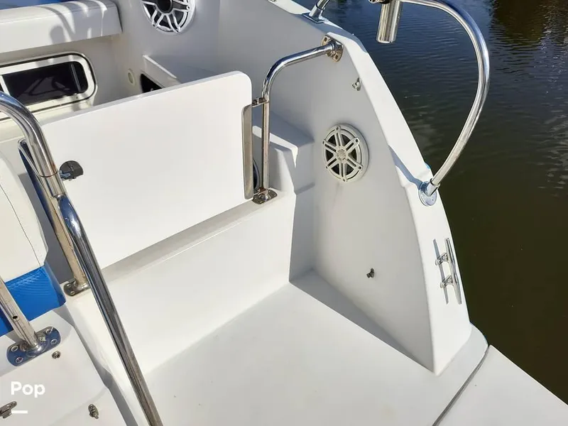 Slide: The Image of 1995 Carver 280 Sedan for sale in Naples, FL - 16