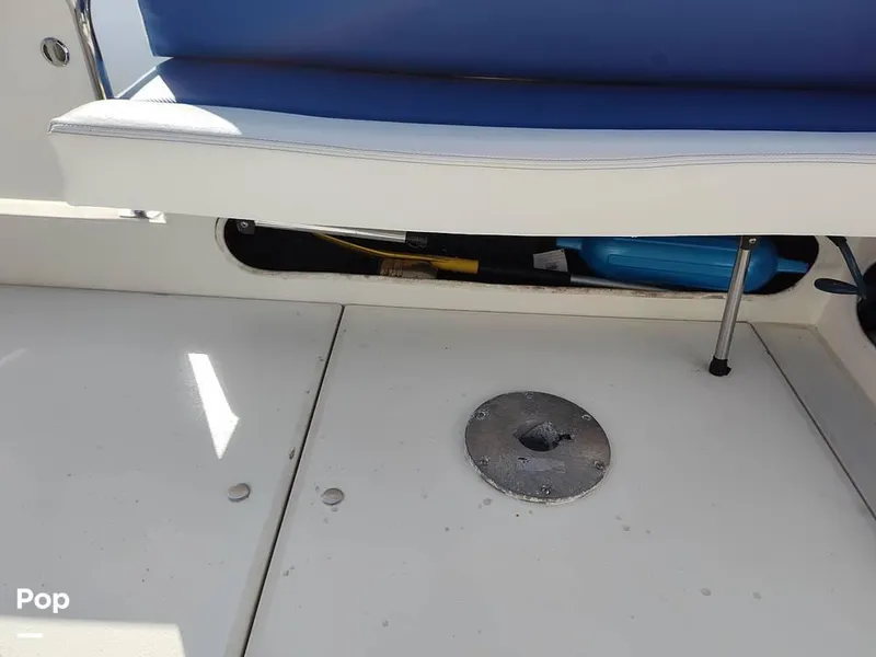 Slide: The Image of 1995 Carver 280 Sedan for sale in Naples, FL - 24