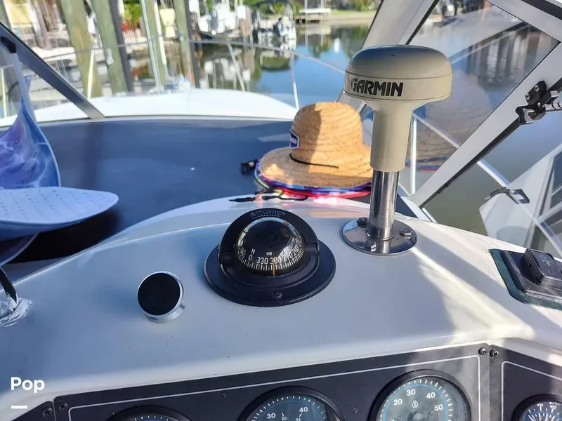 Slide: The Image of 1995 Carver 280 Sedan for sale in Naples, FL - 33