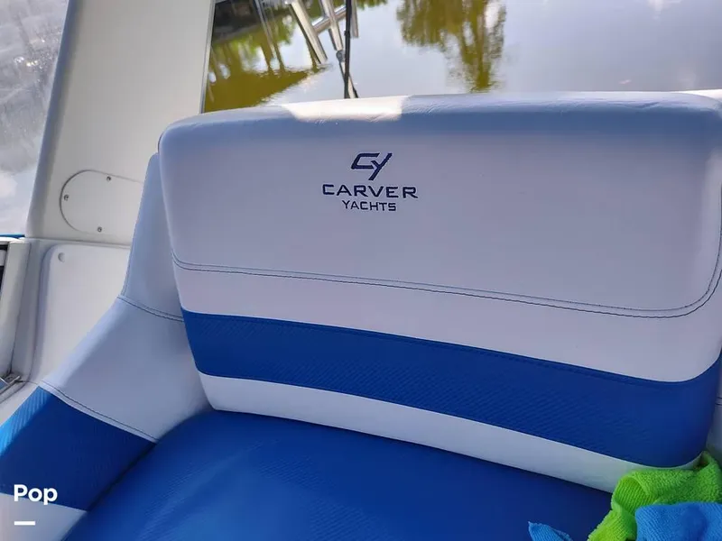 Slide: The Image of 1995 Carver 280 Sedan for sale in Naples, FL - 35