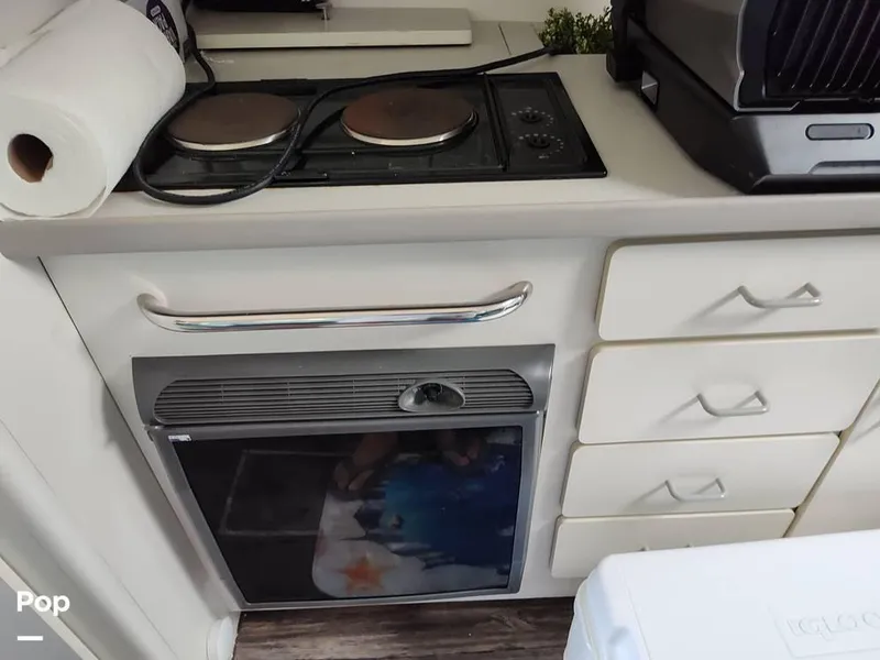 Slide: The Image of 1995 Carver 280 Sedan for sale in Naples, FL - 48