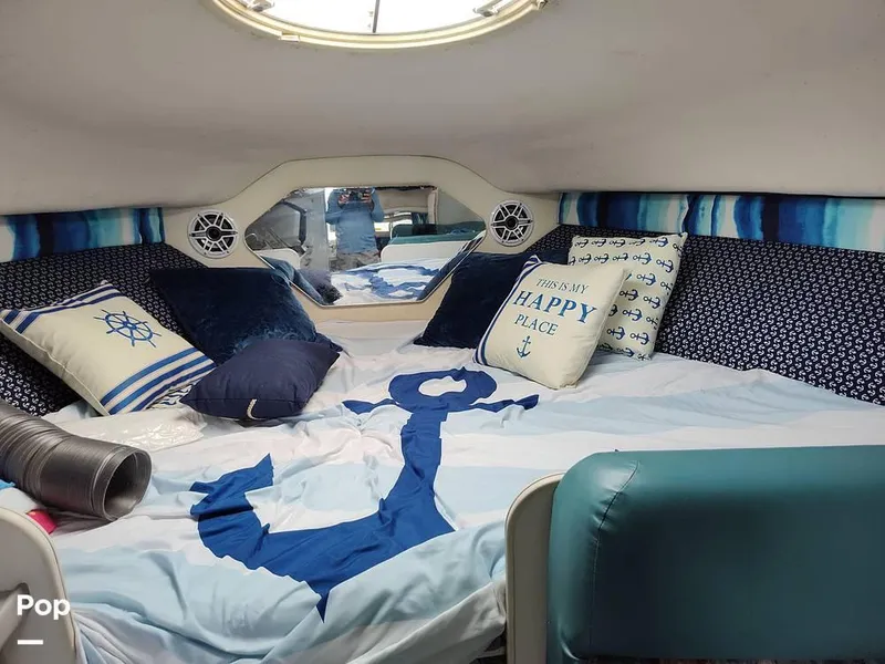 Slide: The Image of 1995 Carver 280 Sedan for sale in Naples, FL - 50