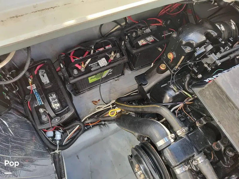 Slide: The Image of 1995 Carver 280 Sedan for sale in Naples, FL - 75