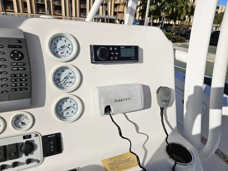 Slide: The Image of Tidewater 250 CC Adventure 2013 - 79