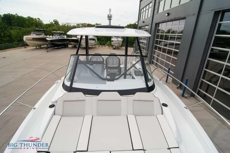 Slide: The Image of Jeanneau Leader 9.0 WA 2024 - 50