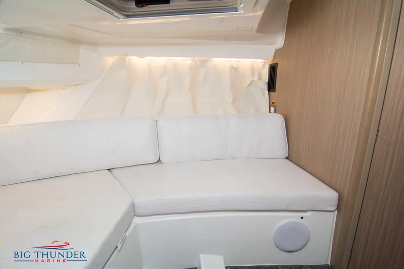 Slide: The Image of Jeanneau Leader 9.0 WA 2024 - 55