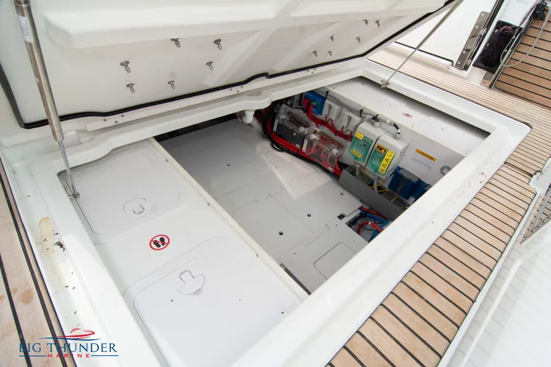 Slide: The Image of Jeanneau Leader 9.0 WA 2024 - 70