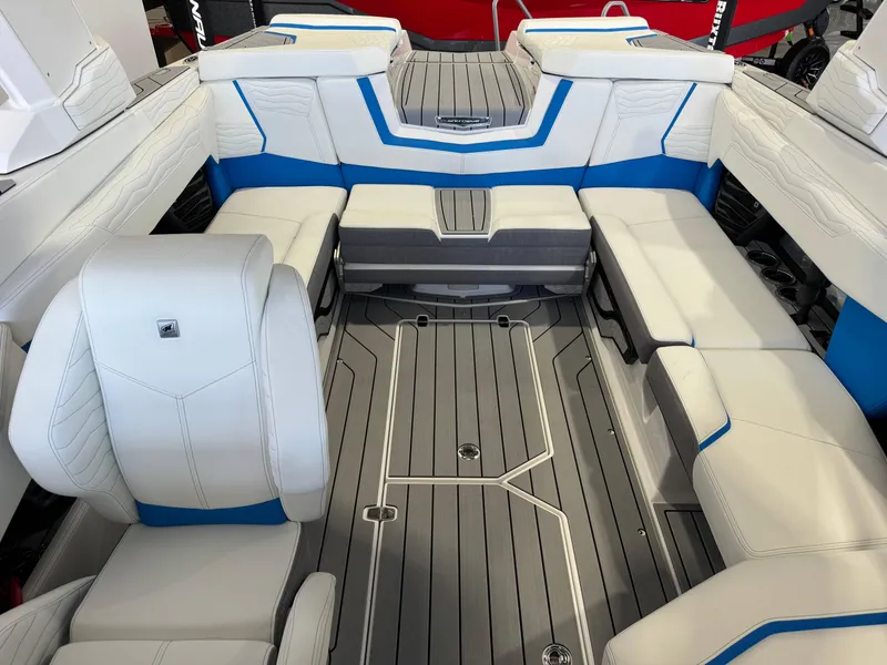 Slide: The Image of Nautique Super Air Nautique G23 2025 - 20