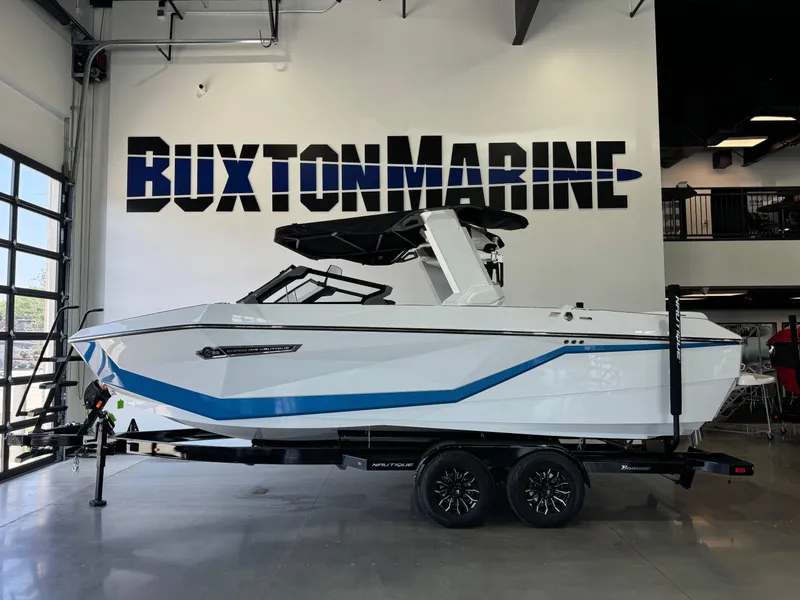 Slide: The Image of Nautique Super Air Nautique G23 2025 - 4