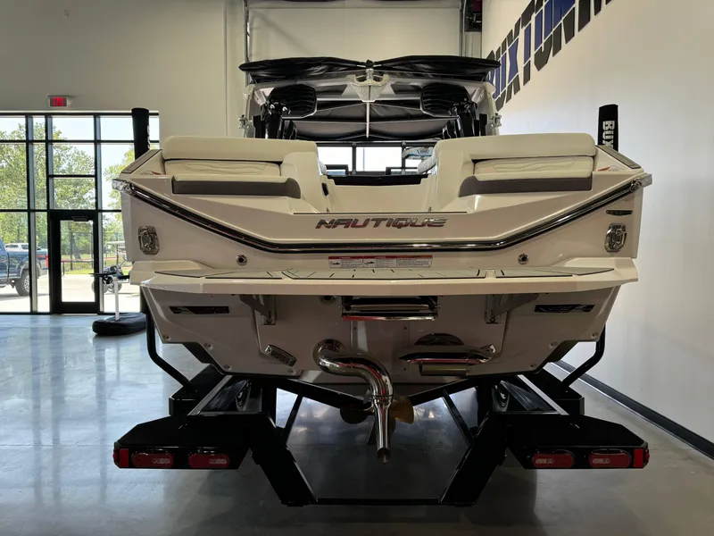 Slide: The Image of Nautique Super Air Nautique G23 2025 - 6