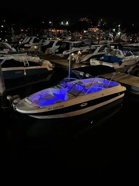 Slide: The Image of Bayliner 24 Sun Deck 2003 - 1