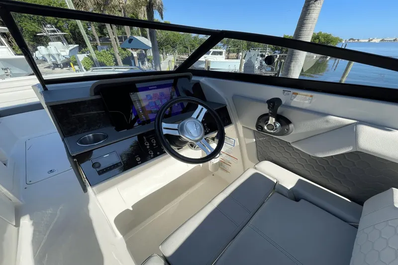 Slide: The Image of Sea Ray 270 SDX OB OUTBOARD 2021 - 5