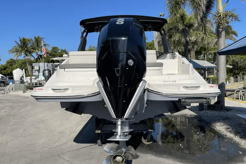 Slide: The Image of Sea Ray 270 SDX OB OUTBOARD 2021 - 7