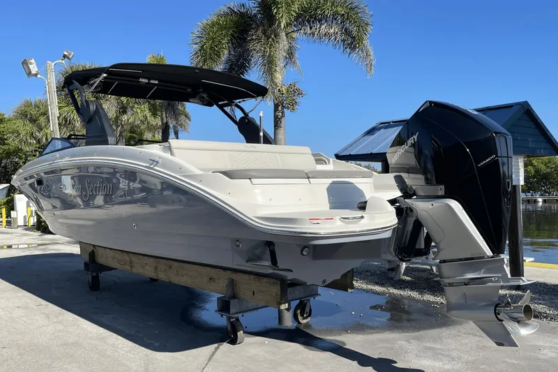 Slide: The Image of Sea Ray 270 SDX OB OUTBOARD 2021 - 8