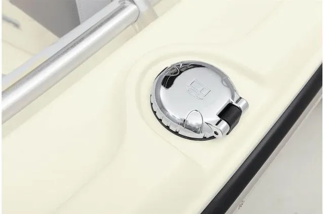 Slide: The Image of Mako 214 Center Console 2022 - 25